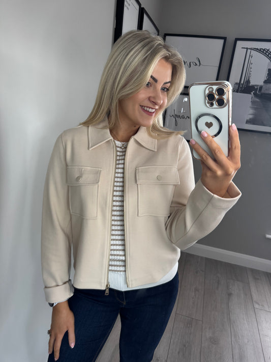 Yest Beige Collar Jacket