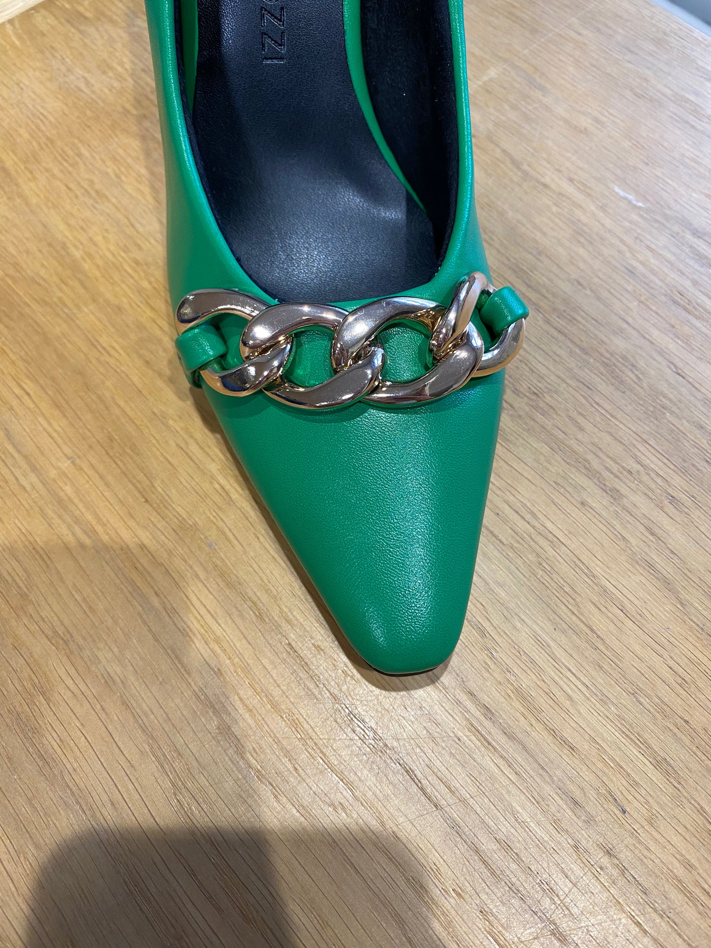 Marco Tozzi Green Chain Court