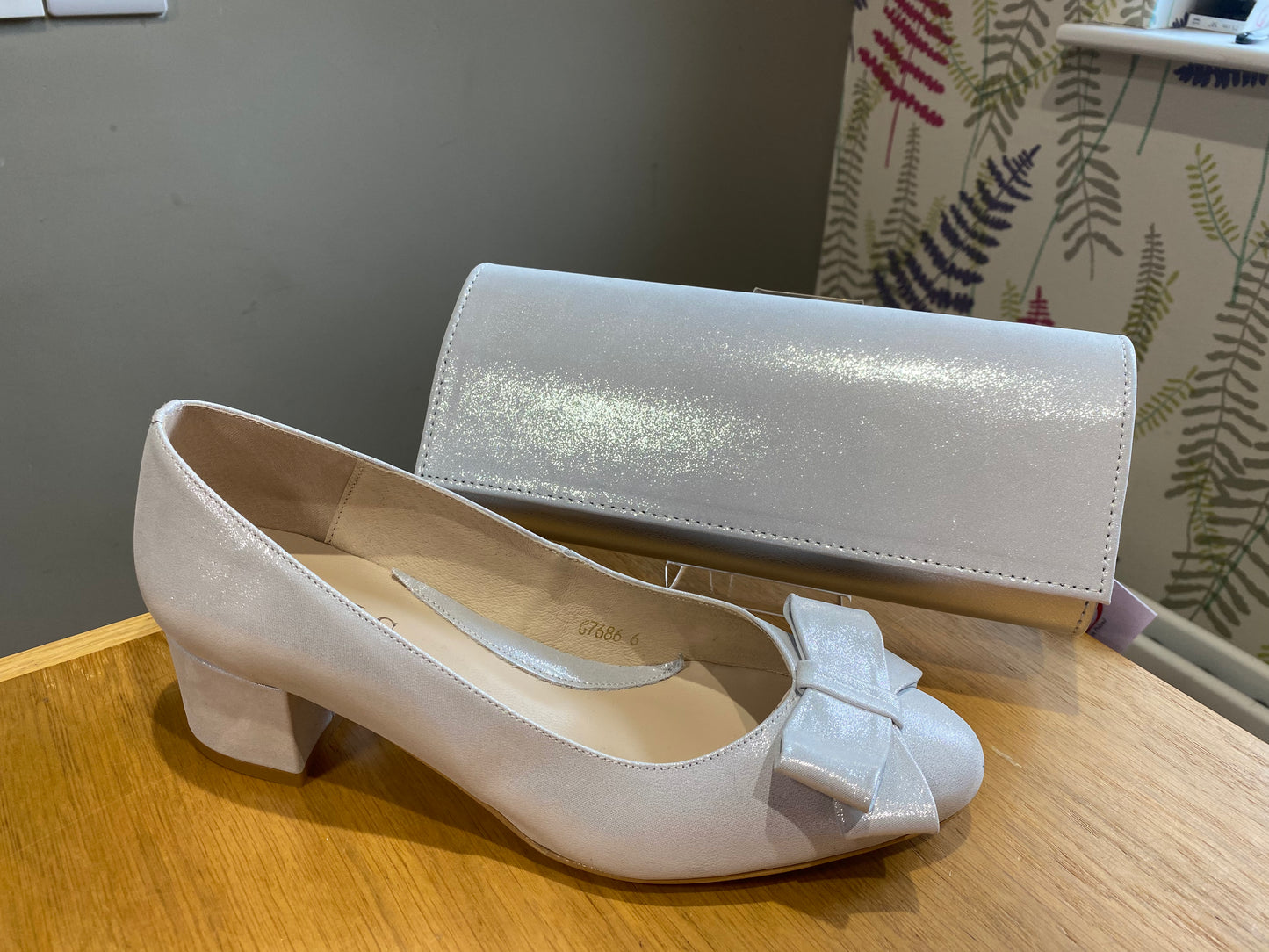 Emis Silver Bow Block Shoe